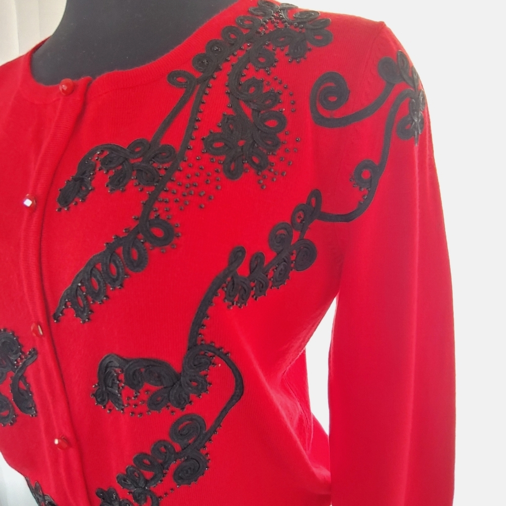 SPENSE SWEATER. SIZE M. - Picture 6 of 11